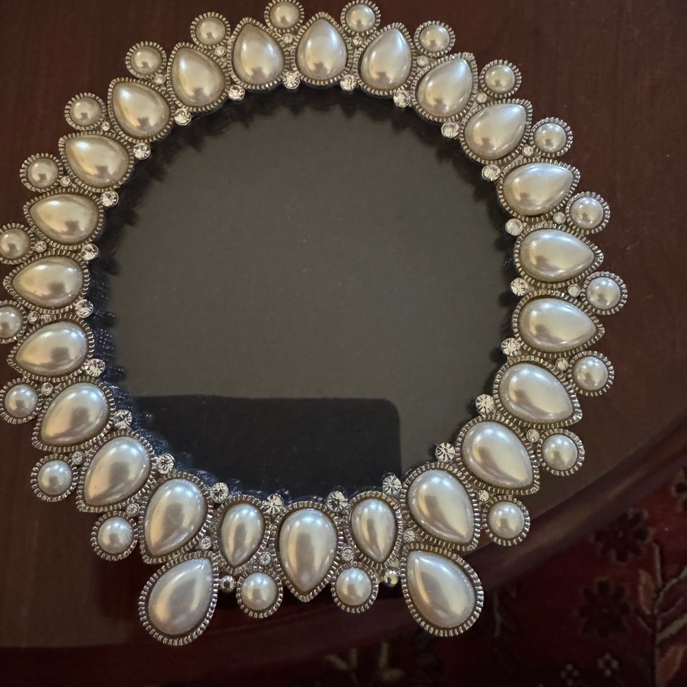 Elegant Pearl and Silver tone picture frame
